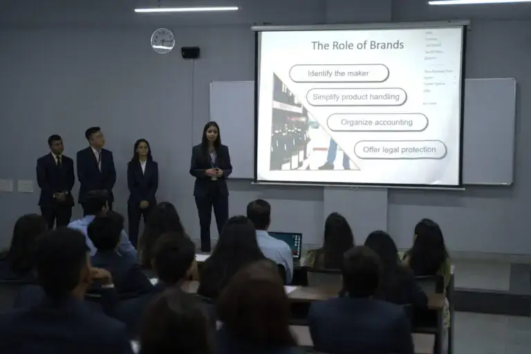 MBA colleges with mentorship programs Ahmedabad